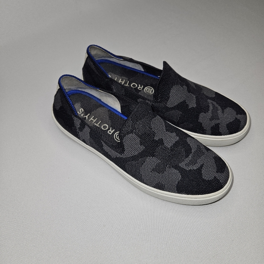Rothy's The Original Slip On Sneaker in Navy Blue Camo Size 7